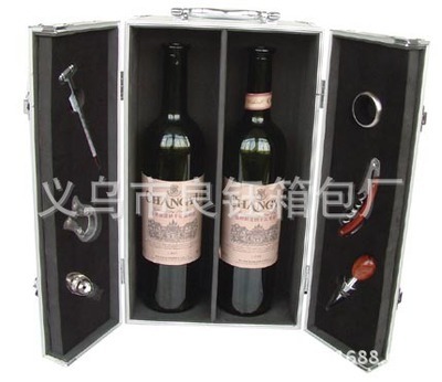 高档酒盒定制专家 义乌良钰箱包厂密度板双开酒盒全面解读